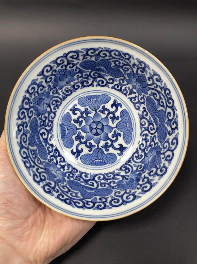 清道光 内青花外粉彩荷塘图碗 - 图7