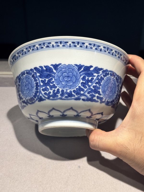 清道光 青花缠枝牡丹纹宫碗一对 - 图70