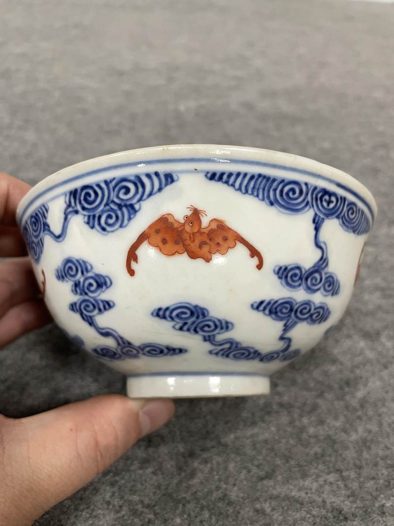 清光绪 青花矾红洪福齐天图杯、碗、盖碗、盘、匙八十三只 - 图108
