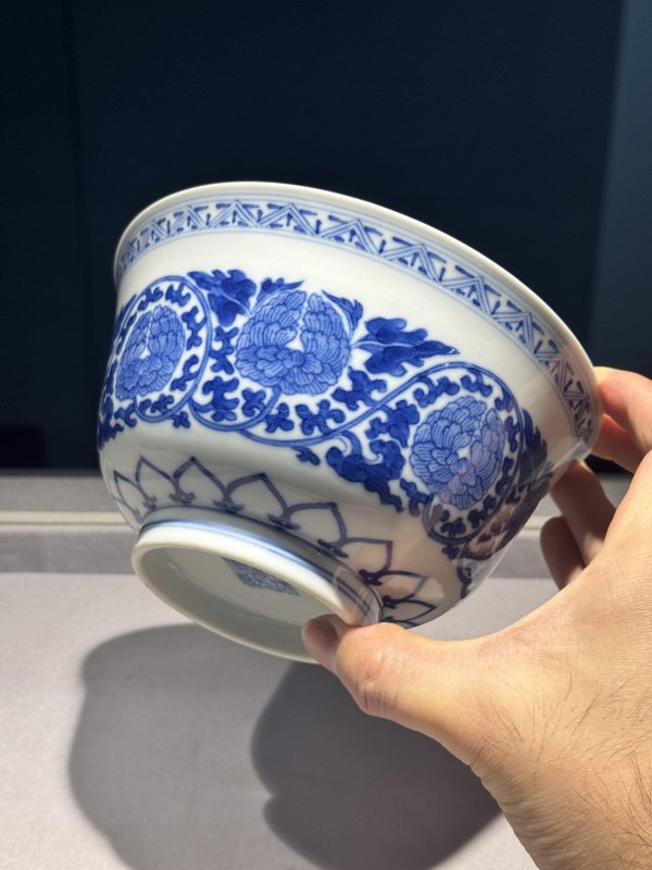 清道光 青花缠枝牡丹纹宫碗一对 - 图50