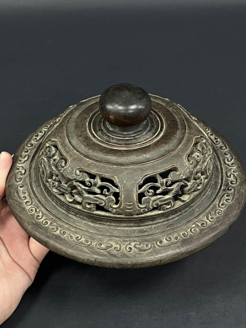 清康熙 青花缠枝莲杂宝纹罐 - 图16