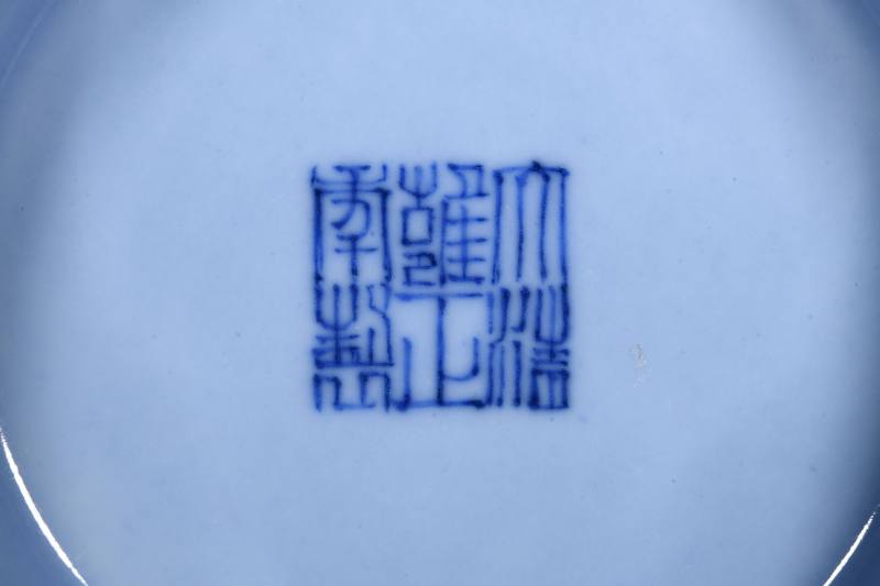 清晚期 天蓝釉铺首尊 - 图4