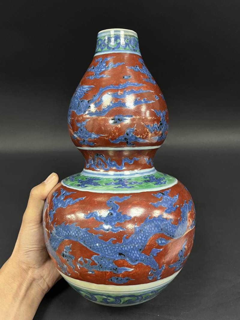 明晚期 红绿地青花龙凤纹葫芦瓶 - 图5
