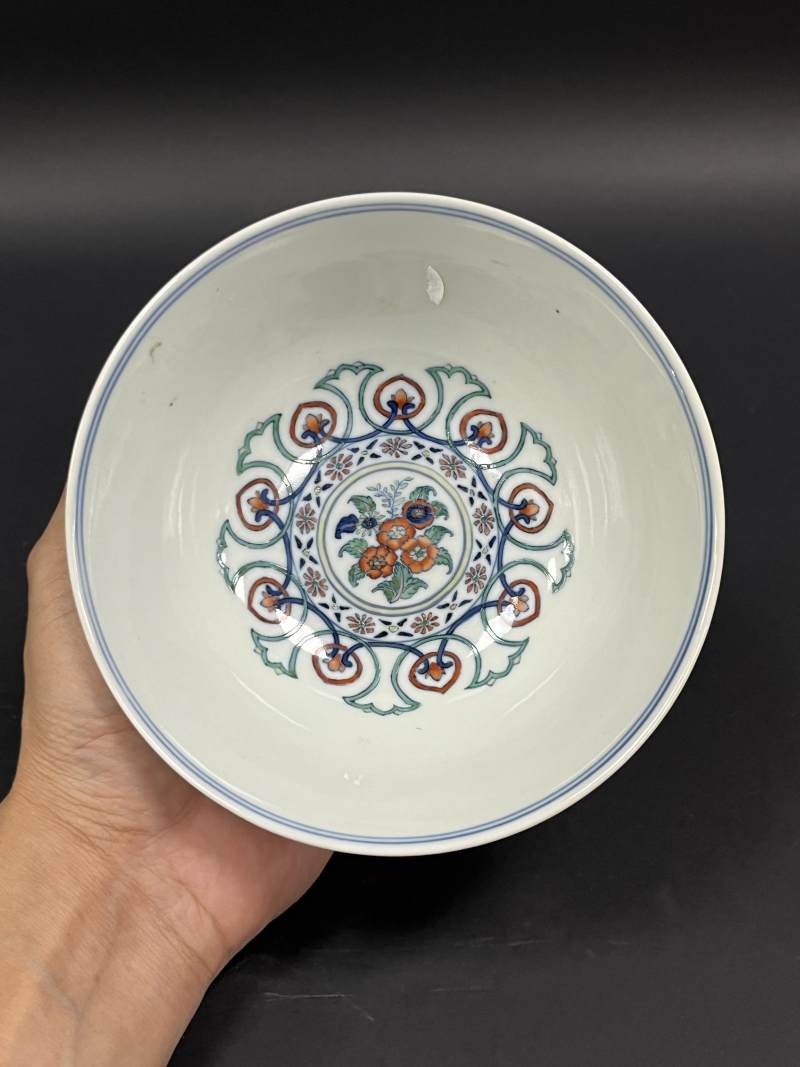 清道光 斗彩簇菊纹碗一对 - 图12