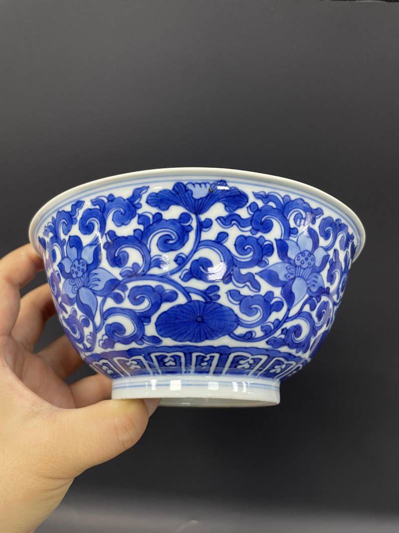 清康熙 青花缠枝莲纹大碗 - 图3