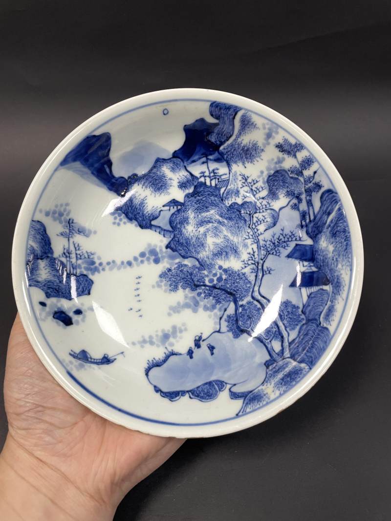 清康熙早期 青花披麻皴山水人物纹盘 - 图2