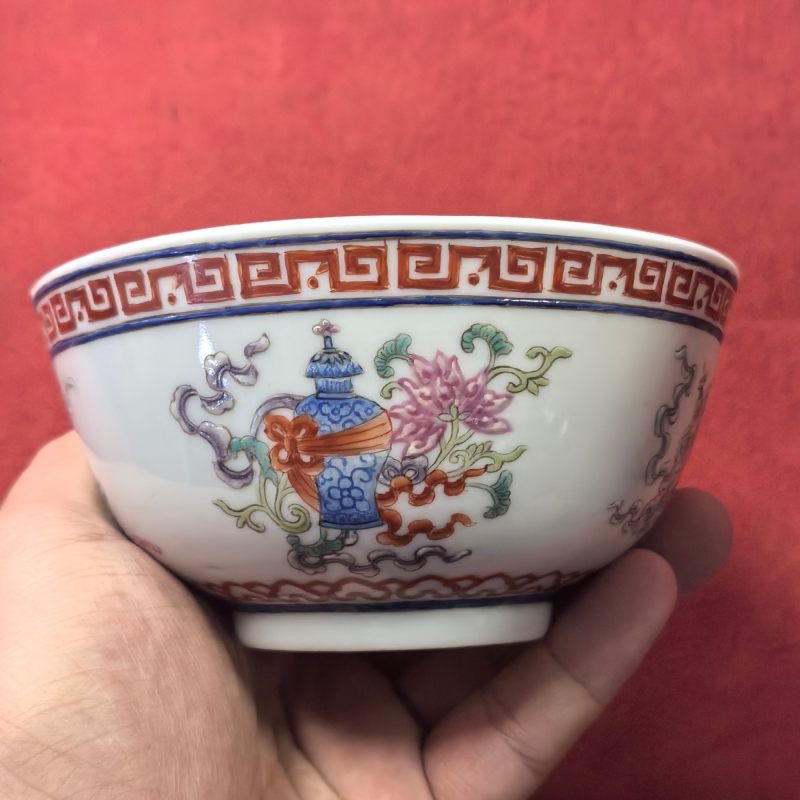 清光绪 粉彩八宝纹碗 - 图9