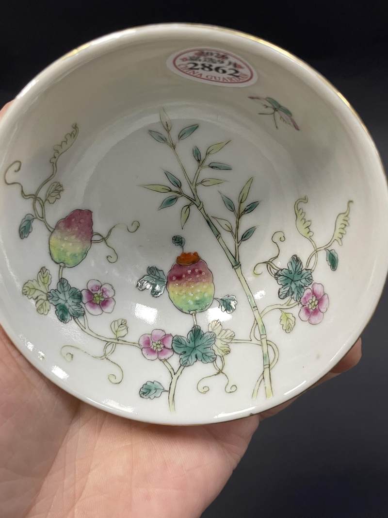清光绪 粉彩过枝癞瓜纹杯 - 图10