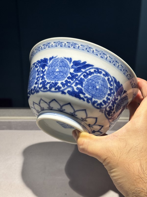 清道光 青花缠枝牡丹纹宫碗一对 - 图52