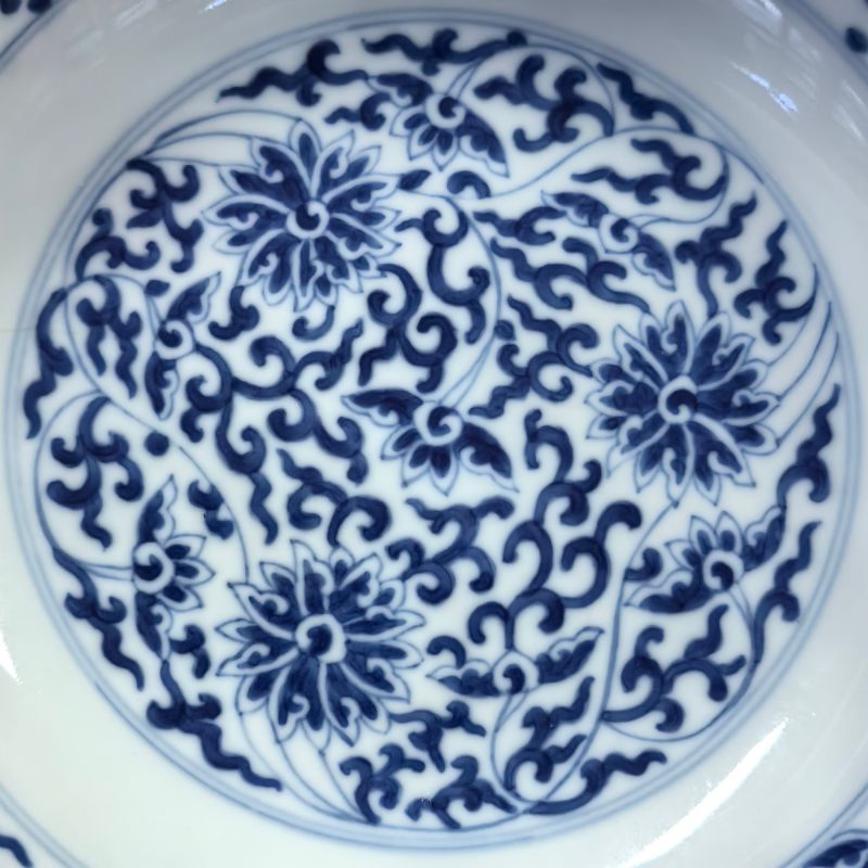 清同治 青花缠枝莲纹盘 - 图4