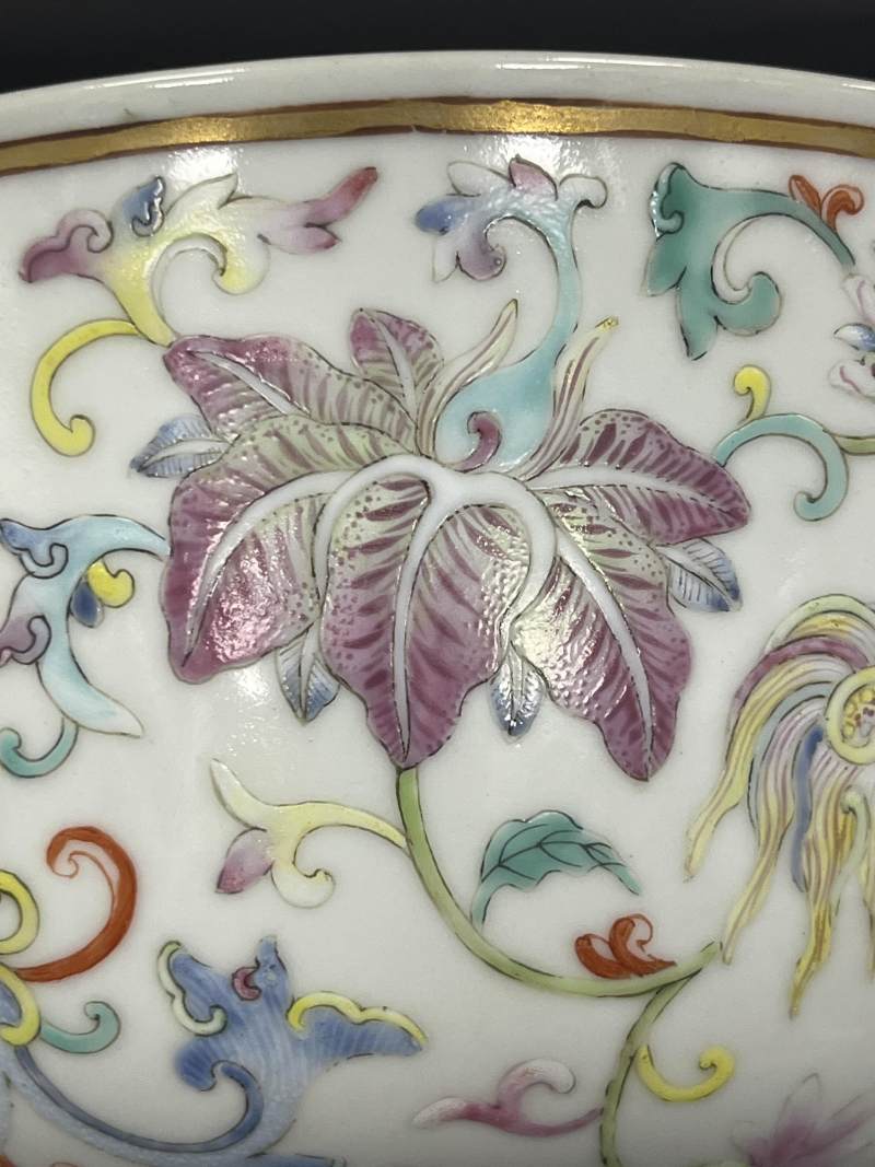 清道光 粉彩穿花夔凤纹大碗 - 图14