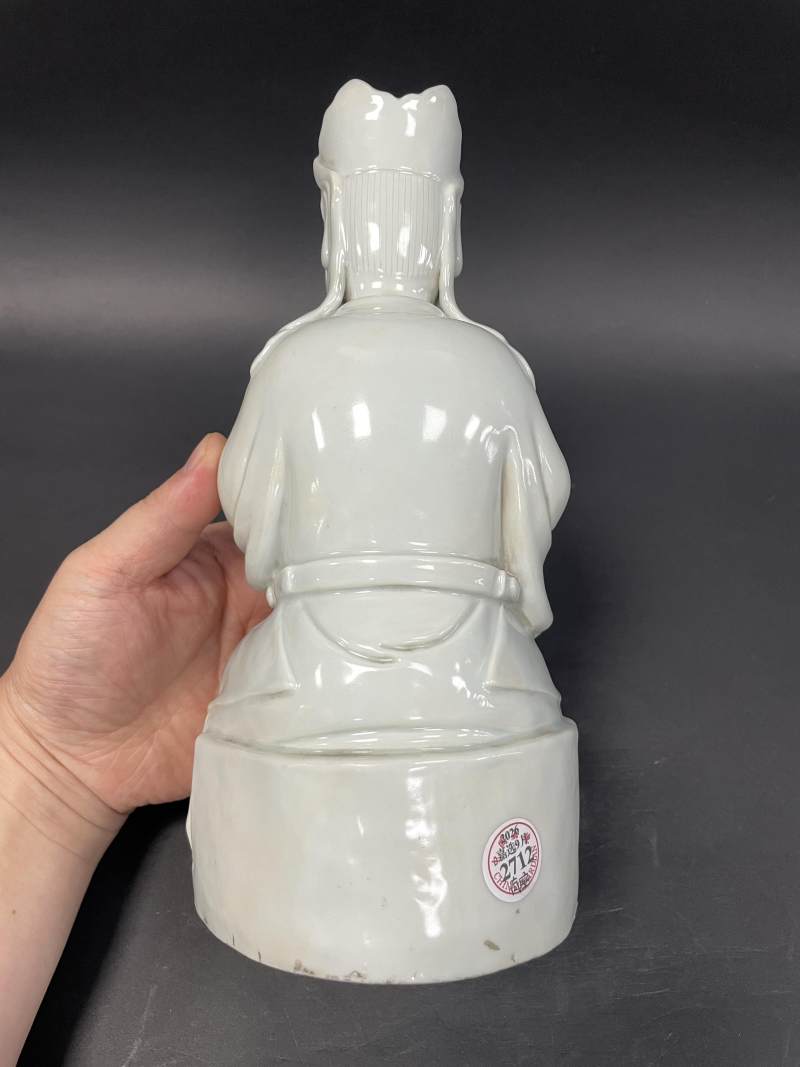 清 德化窑白釉文昌帝君像 - 图5