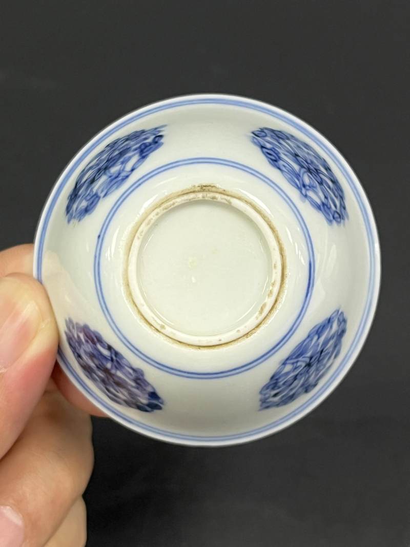 明末清初 青花团花纹杯三只 - 图9