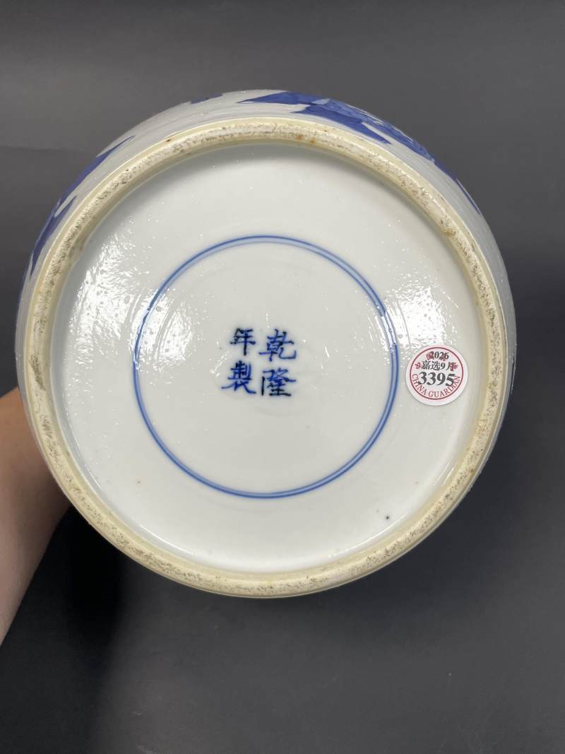 清晚期 青花刀马人物纹罐 - 图7