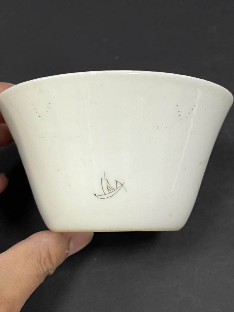 清乾隆 粉彩山水人物纹马蹄套杯十只 - 图5