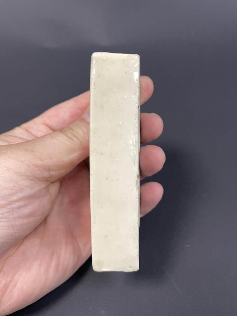 清早期 白釉小抄手砚 - 图3