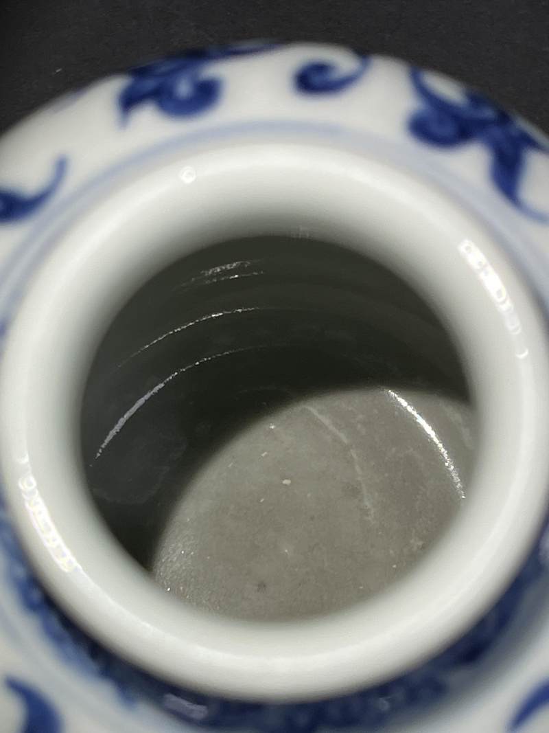 清雍正 青花缠枝莲纹小罐 - 图6