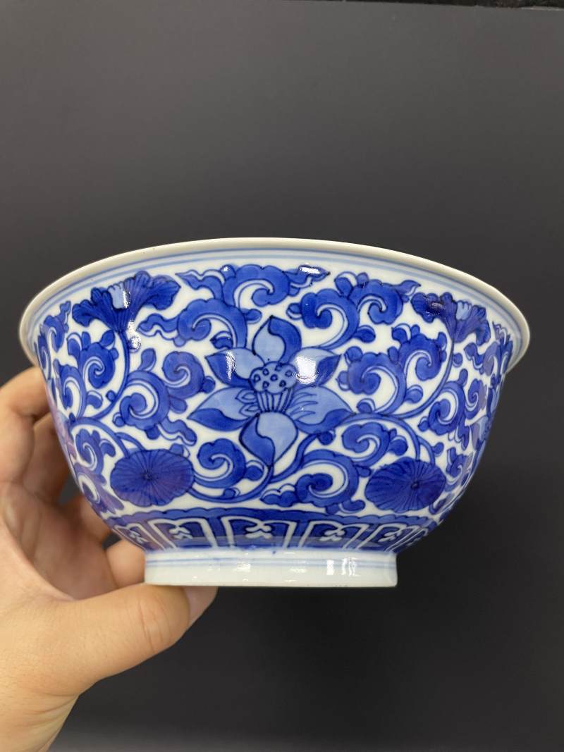清康熙 青花缠枝莲纹大碗 - 图7
