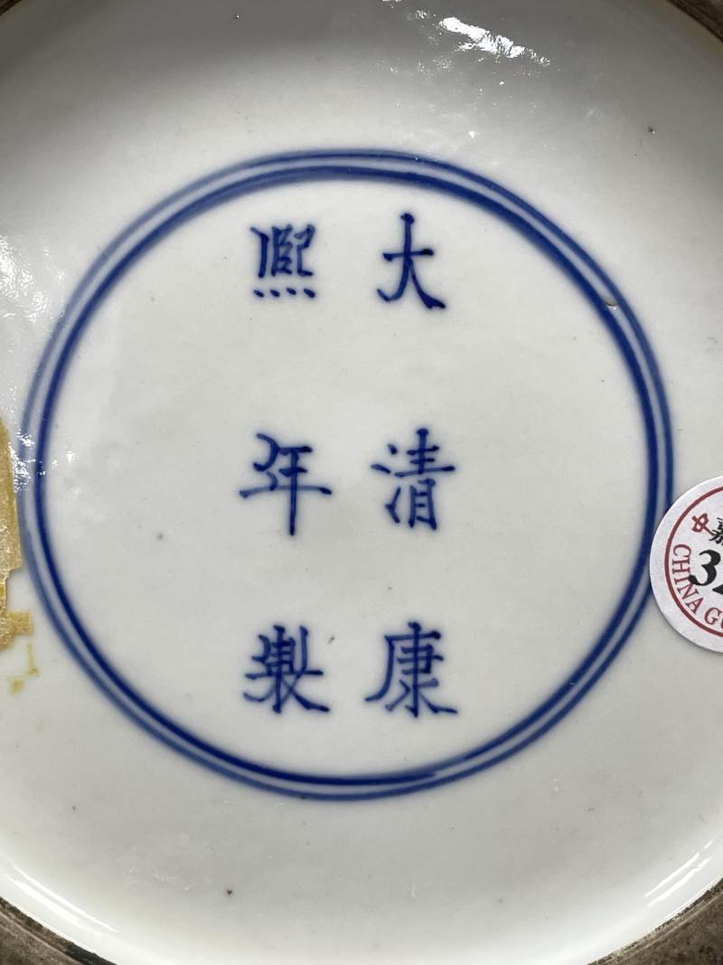 清晚期 墨地素三彩三国演义之铜雀台人物故事图棒槌瓶 - 图12
