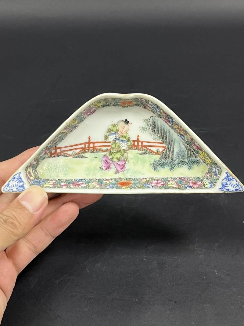 民国 粉彩婴戏图九子攒盘 - 图8