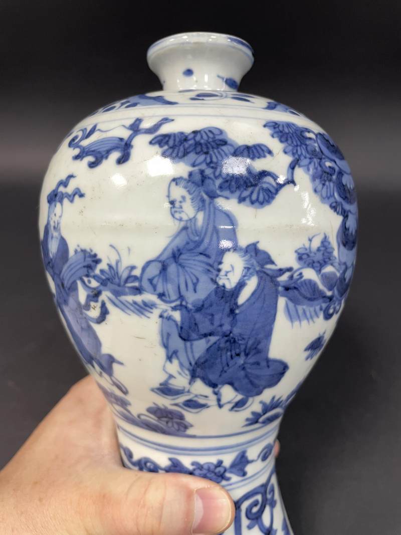 明晚期 青花神仙人物纹梅瓶 - 图12