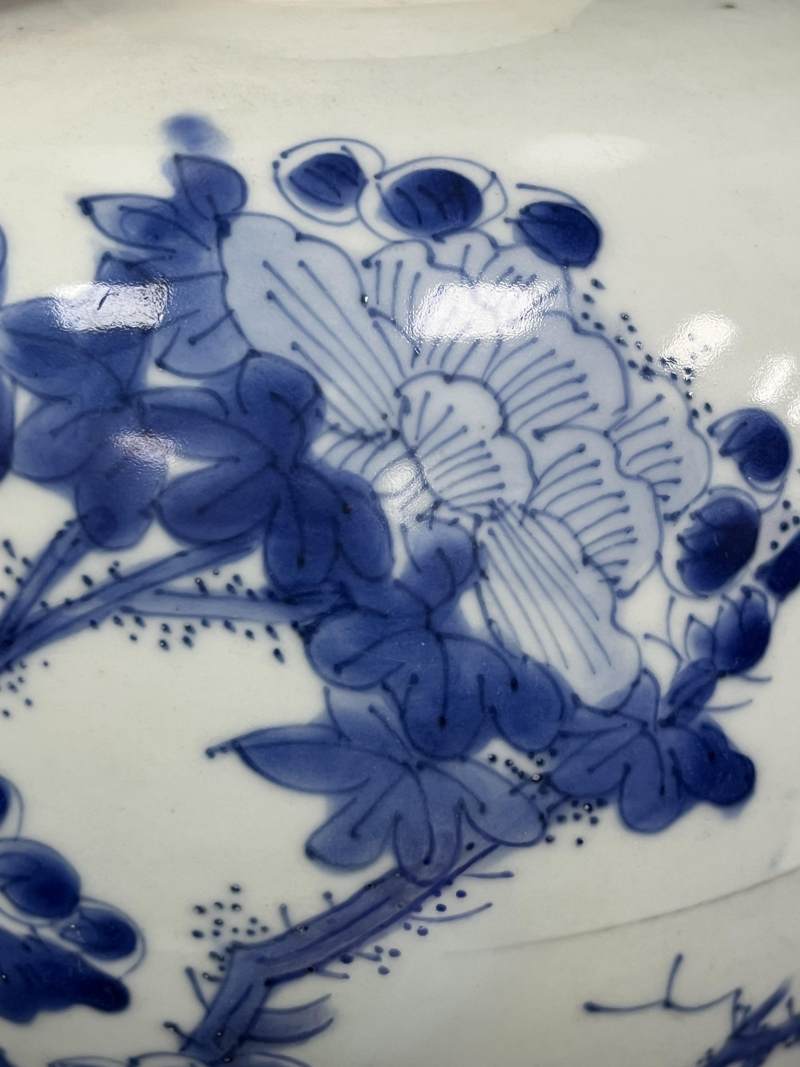 清顺治 青花洞石花卉纹罐 - 图14