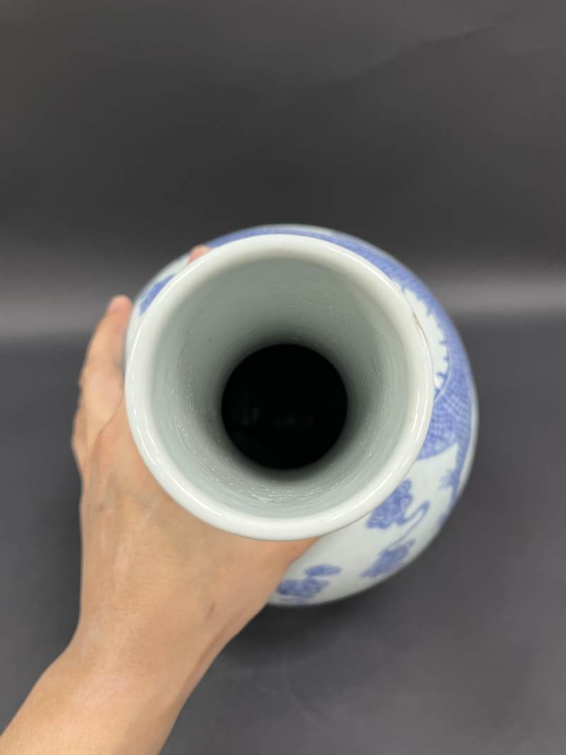 清雍正-乾隆 青花云龙纹小天球瓶 - 图6