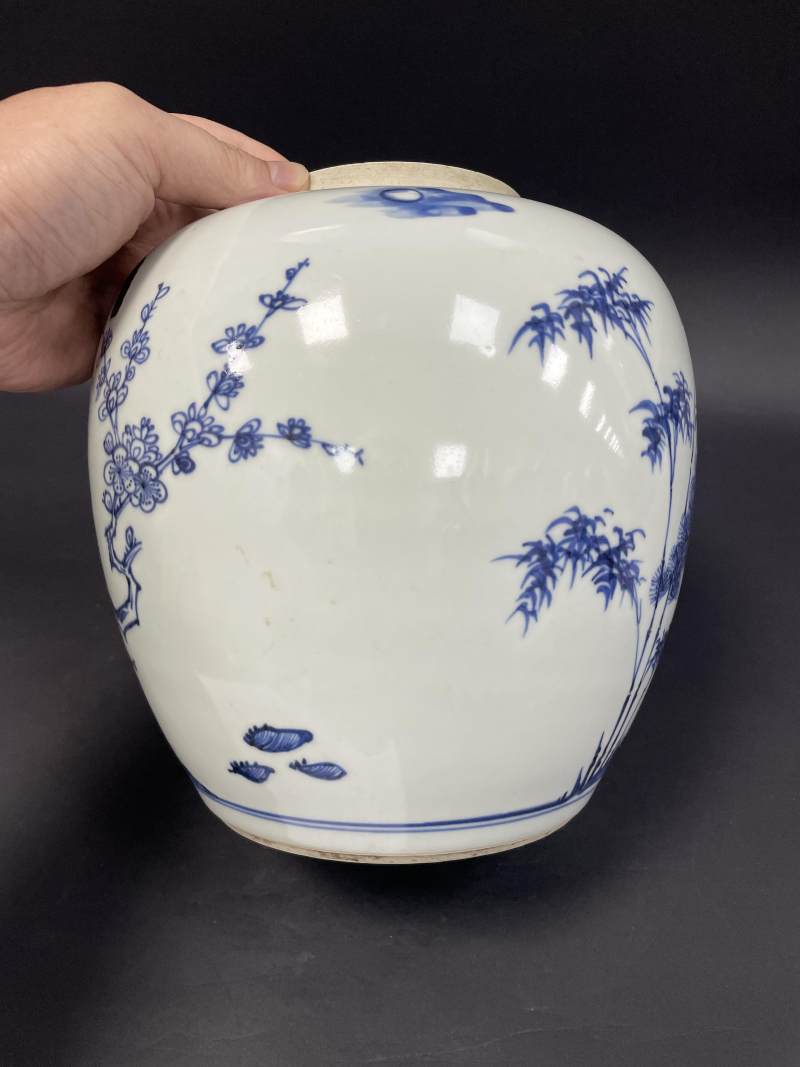 清雍正 青花釉里红岁寒三友图罐 - 图6