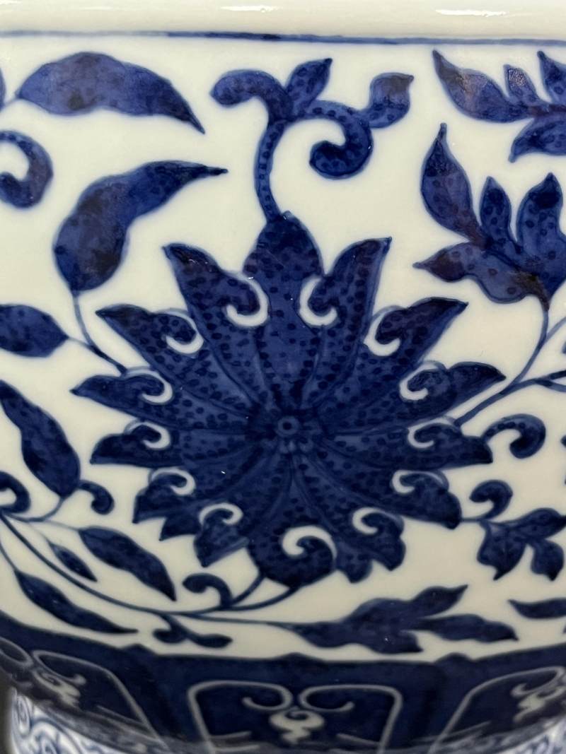 清光绪 青花缠枝莲纹赏瓶 - 图13
