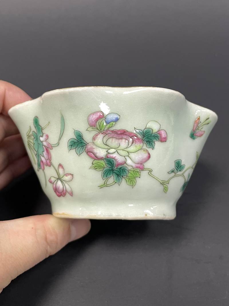 清光绪 青釉粉彩折枝花卉纹花口杯一对 - 图11