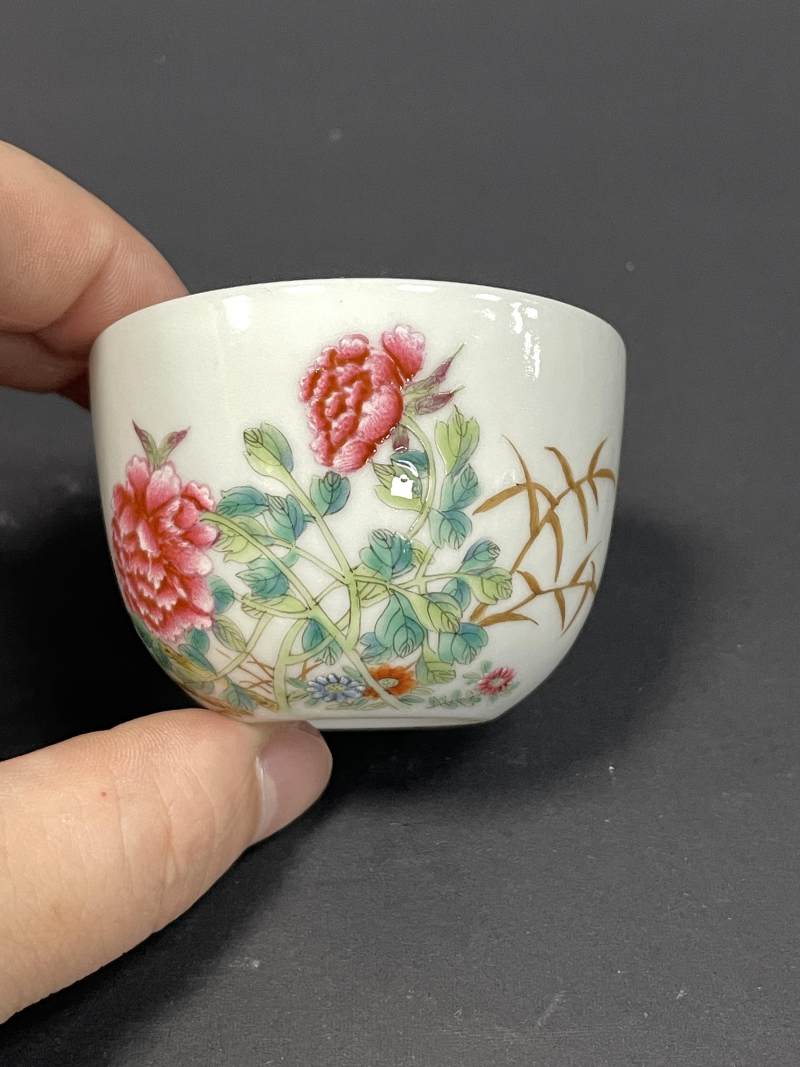 民国 仿珐琅彩牡丹纹杯 - 图4