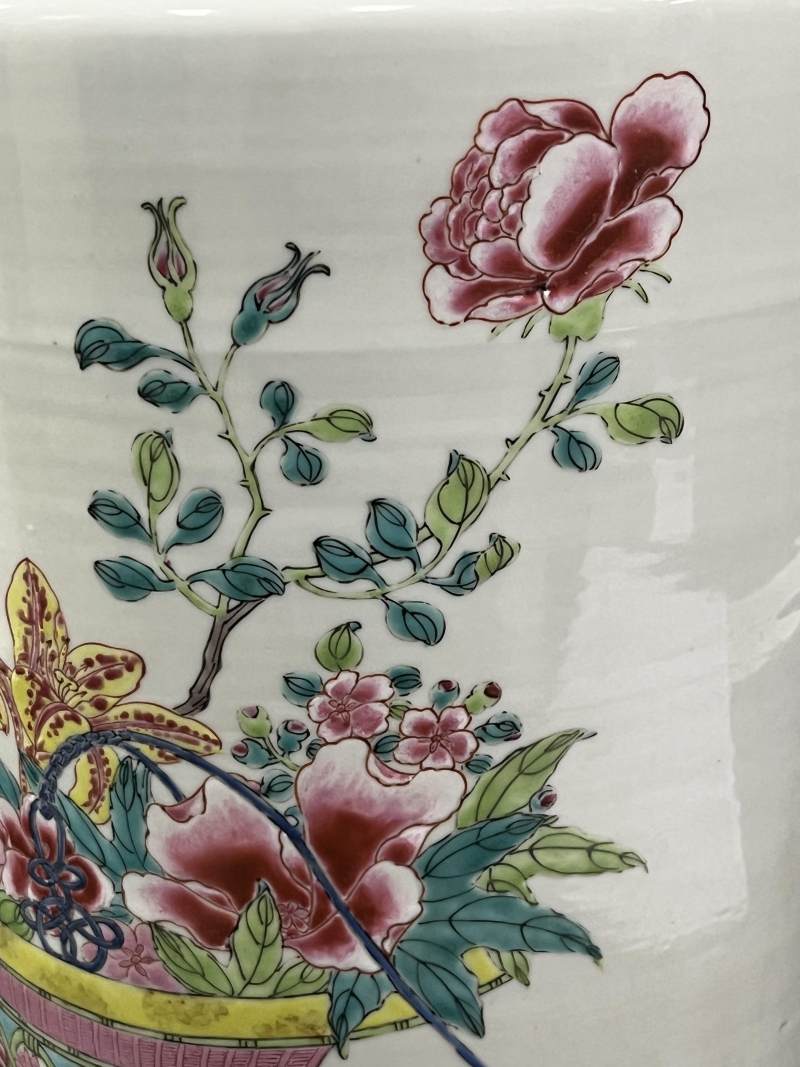 清雍正 粉彩篮花图棒槌瓶 - 图15