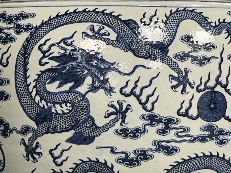 清道光 青花九龙闹海图大缸 - 图8