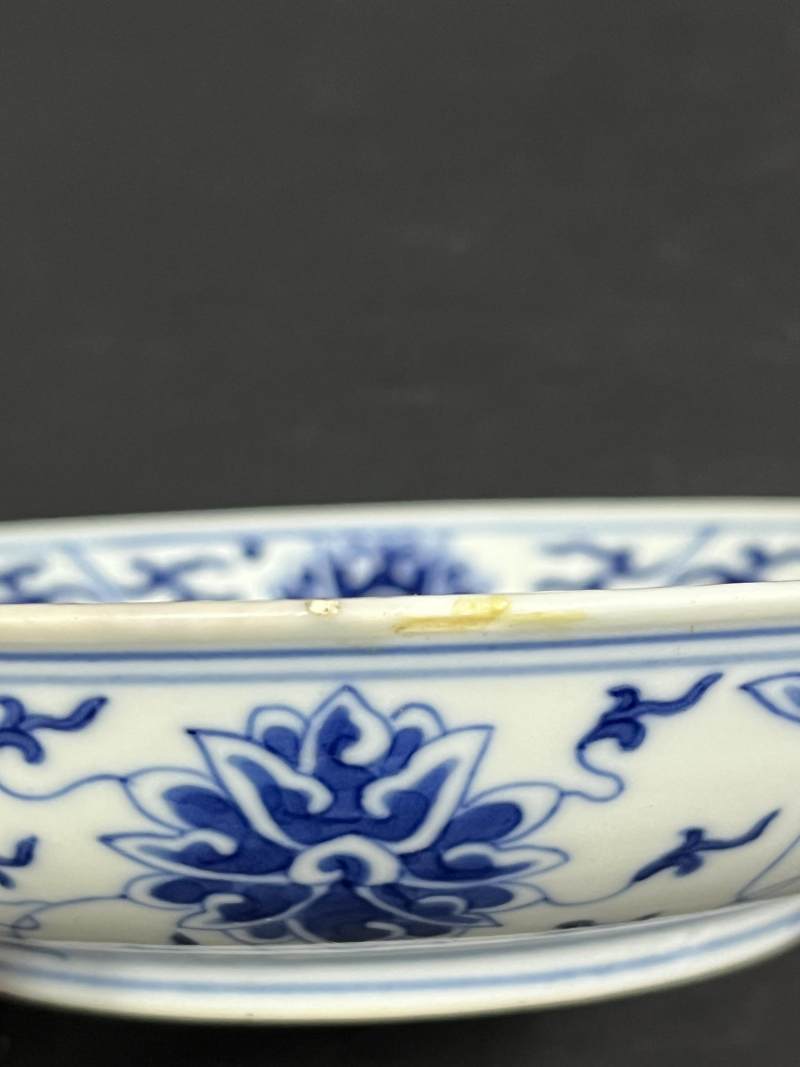 清光绪 青花缠枝莲纹盘 - 图12