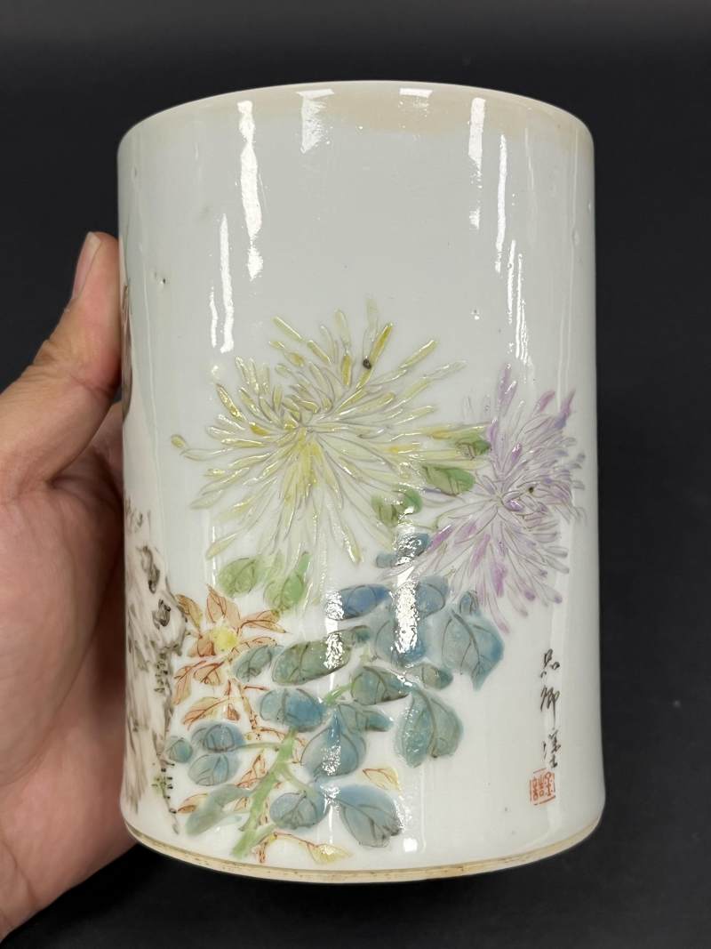 清光绪 金品卿款浅绛彩花鸟纹笔筒 - 图4