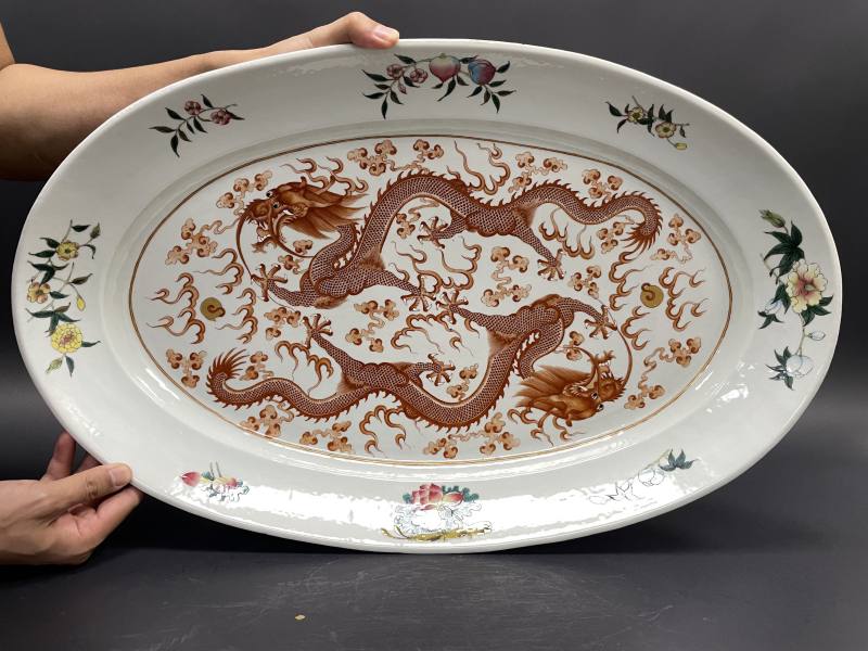 清晚期 粉彩折枝花果开光云龙纹椭圆盘 - 图2