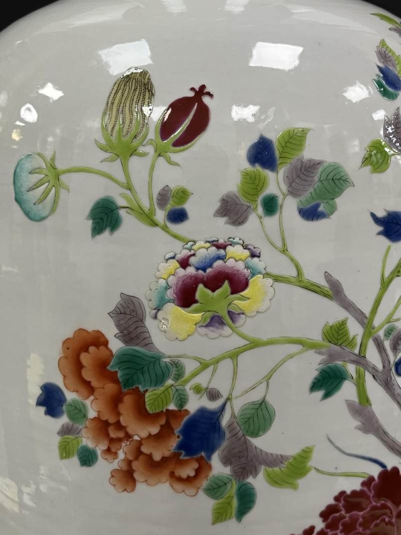 清晚期 粉彩花鸟纹大瓶 - 图12
