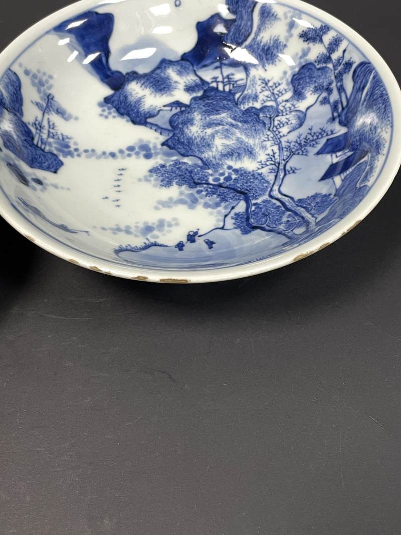 清康熙早期 青花披麻皴山水人物纹盘 - 图15