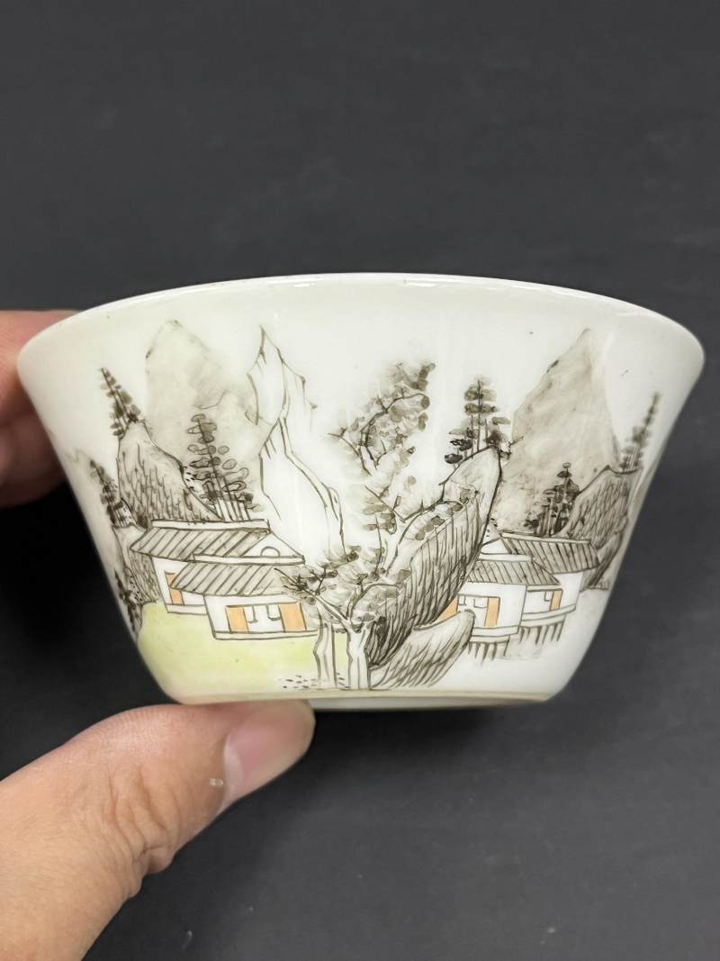 清乾隆 粉彩山水人物纹马蹄套杯十只 - 图14