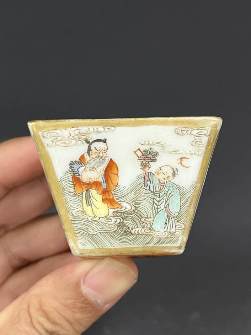 清中期 粉彩八仙过海图斗方杯四只 - 图19