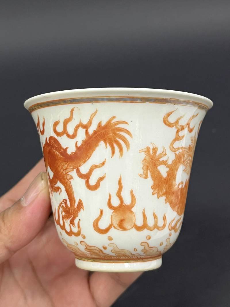 清光绪 矾红云龙纹大铃铛杯一对 - 图3