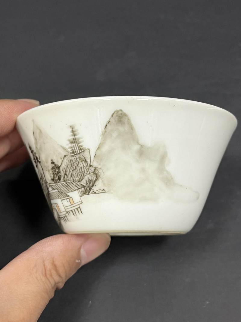 清乾隆 粉彩山水人物纹马蹄套杯十只 - 图15
