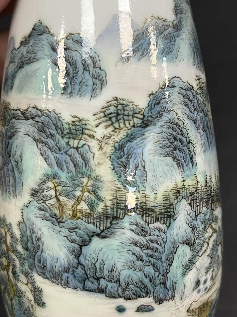 民国 粉彩山水人物纹瓶一对 - 图20