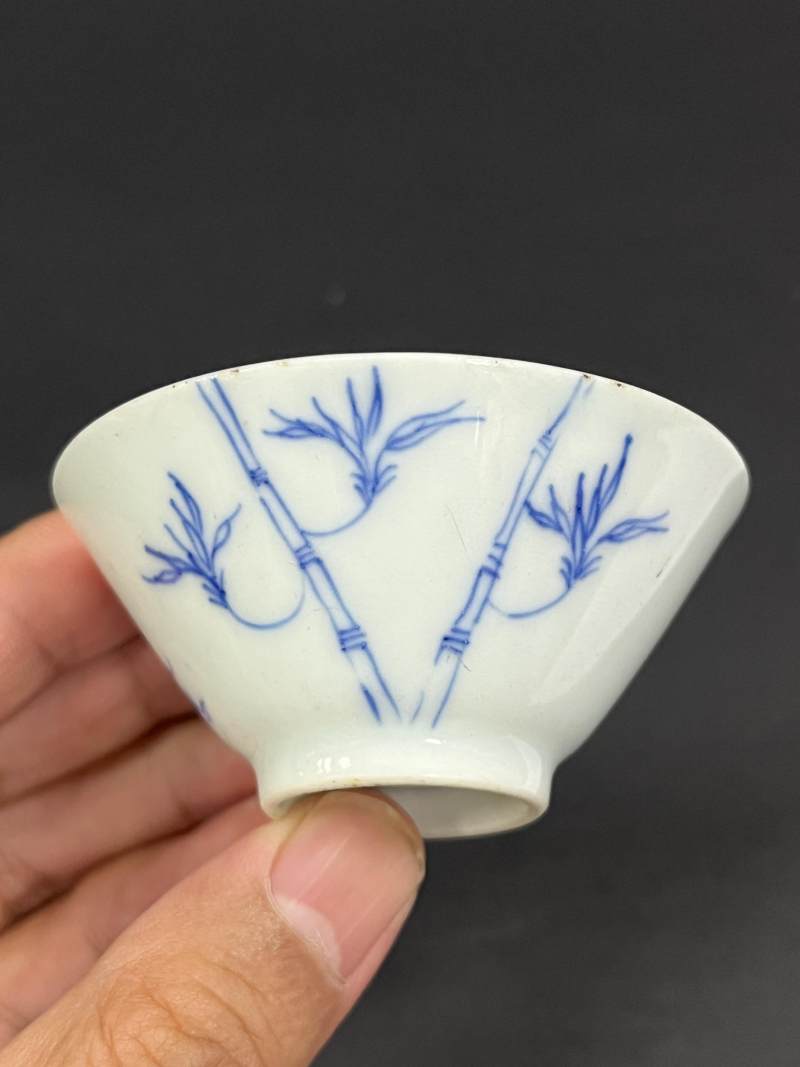 清康熙 青花过墙凤鸣在竹图斗笠盏 - 图3
