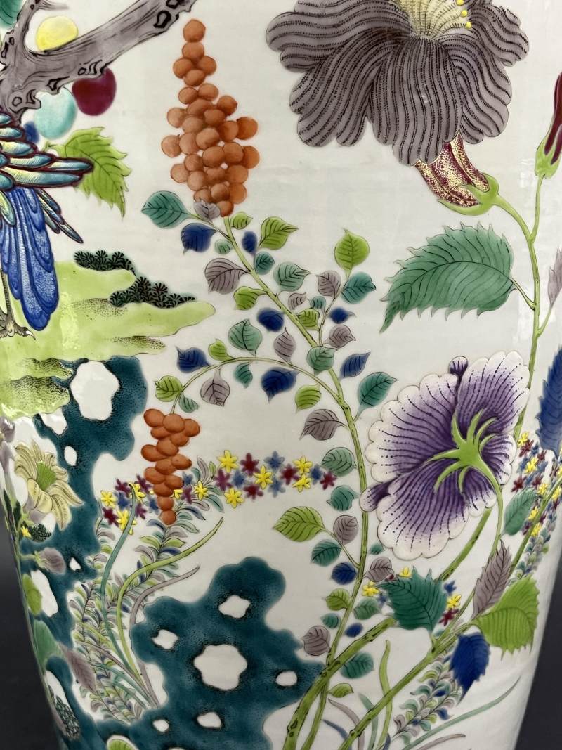 清晚期 粉彩花鸟纹大瓶 - 图17