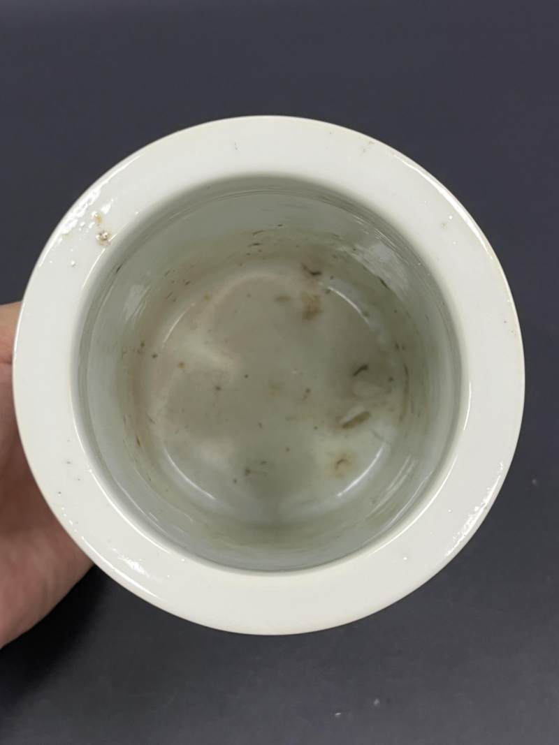 清光绪 金品卿款浅绛彩花鸟纹笔筒 - 图6