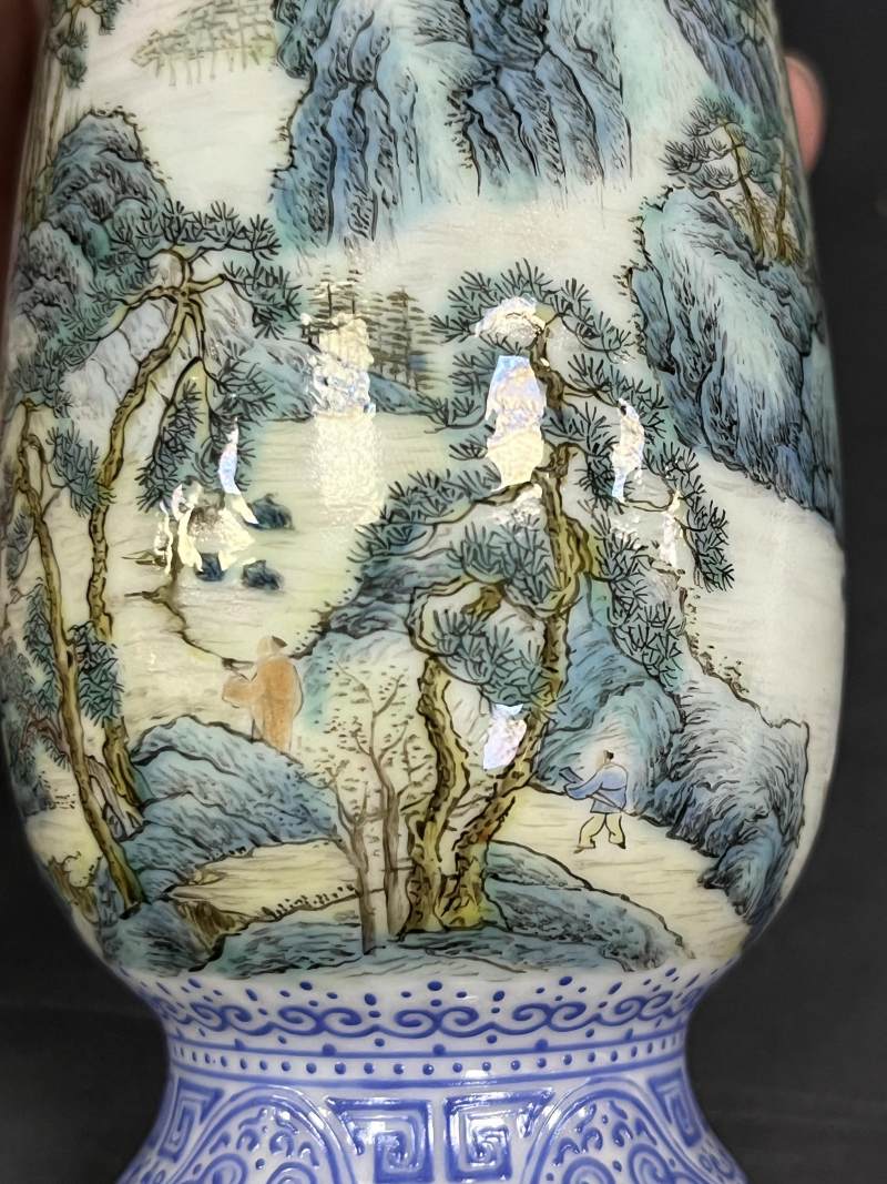 民国 粉彩山水人物纹瓶一对 - 图21