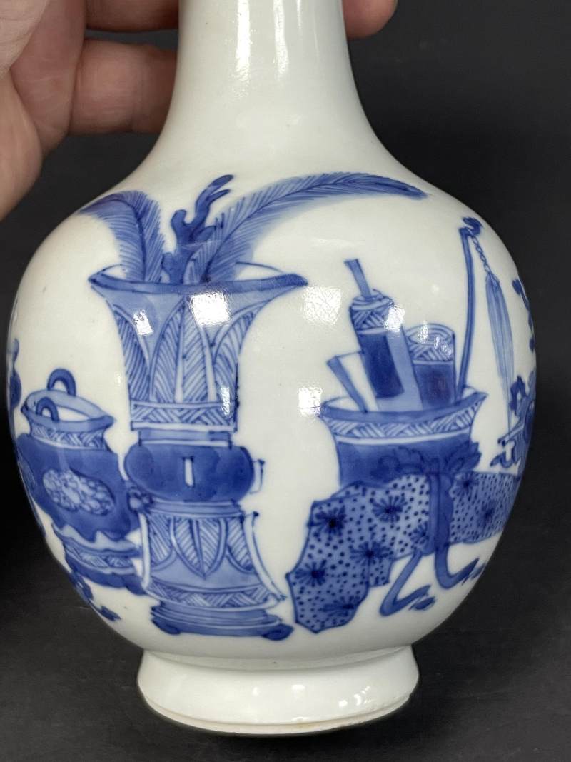清康熙 青花瓶花博古诗文瓶 - 图11