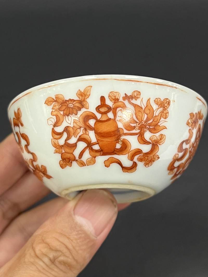 清光绪 矾红八宝纹卧足杯 - 图6