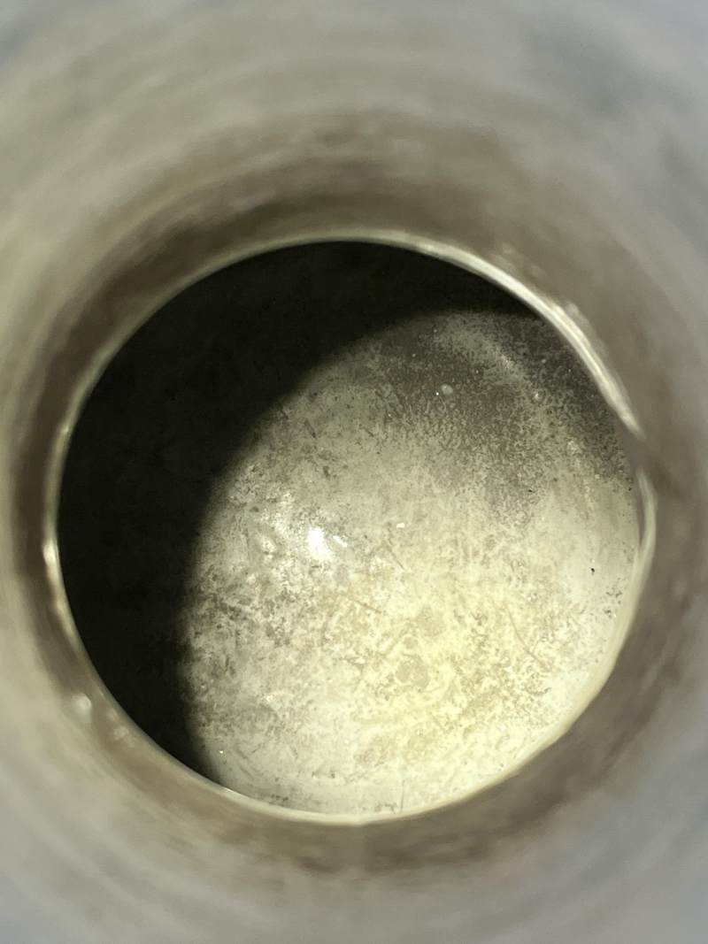 清中期 青花缠枝花卉纹天球瓶 - 图6